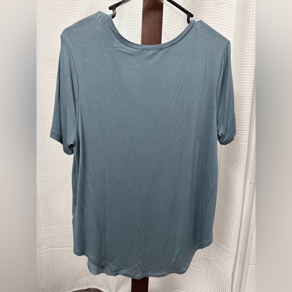 SHIRT - Picture 2 of 3